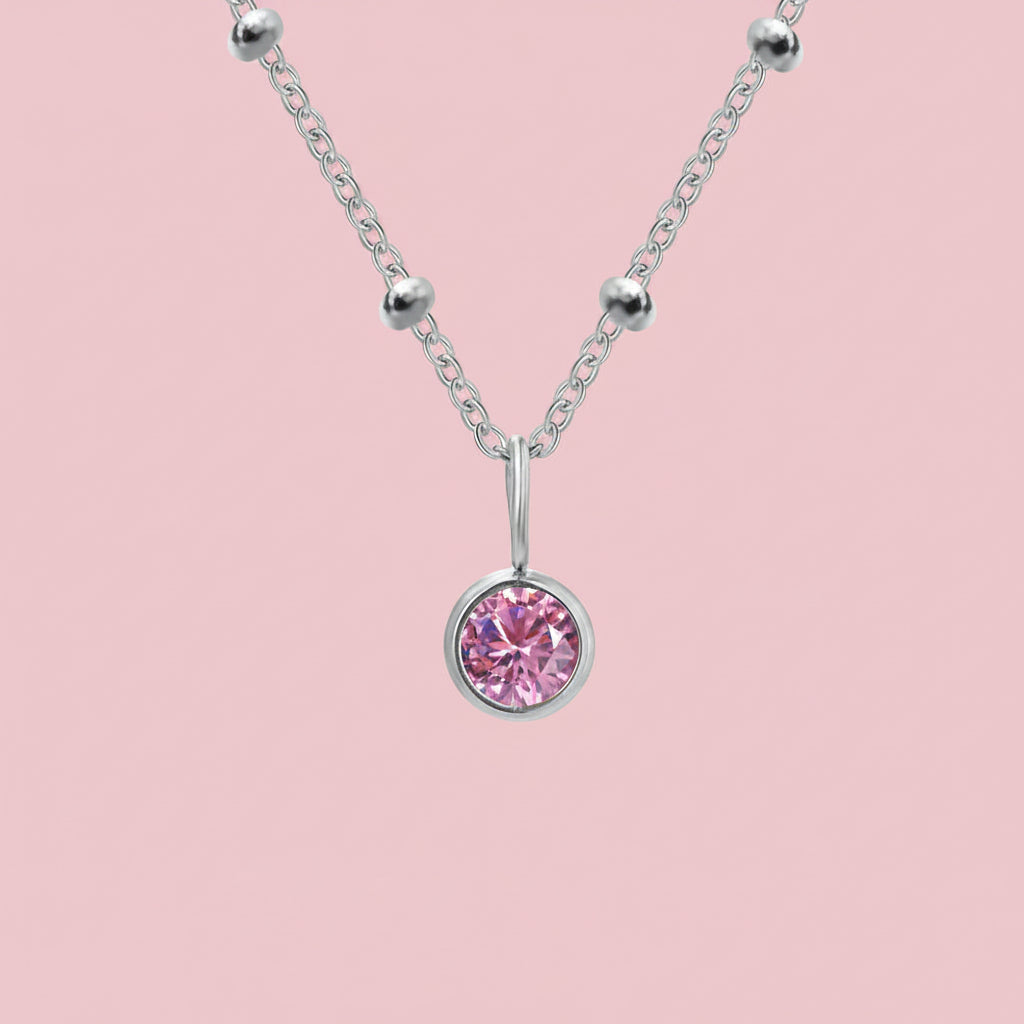 Collar Plateado con Piedra Rosada