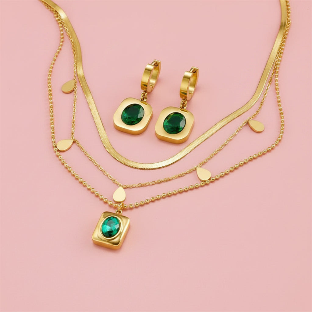 Set de Collares Multicapa y Zarcillos Esmeralda